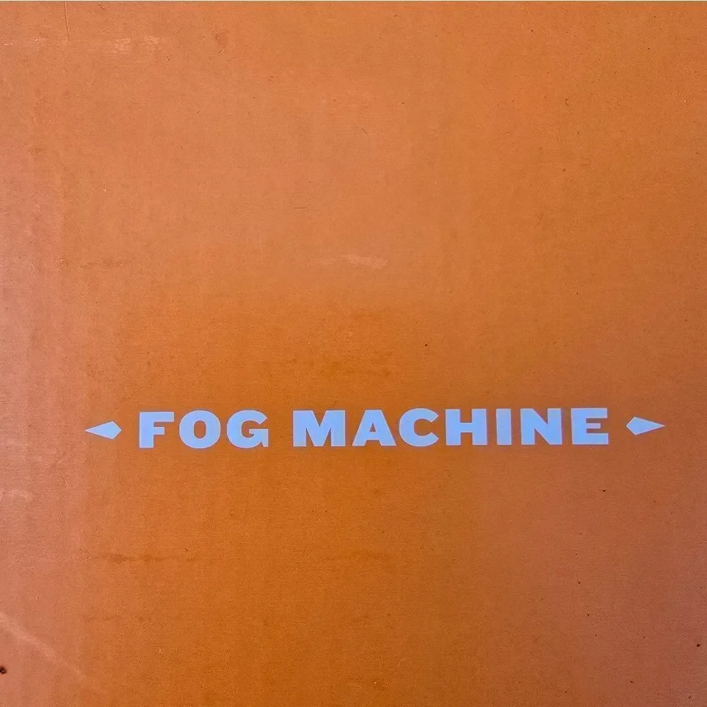 Fog Machine Indoor Halloween Skeleton Party Prop 400W Smoke Hyde and Eek, NIB